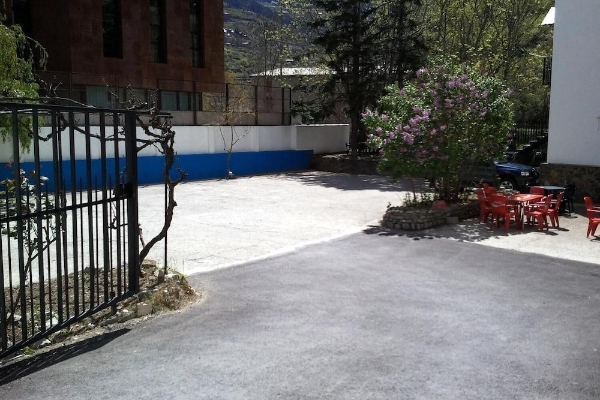 Hotel Peralba (Sant-Julià-de Lòria )